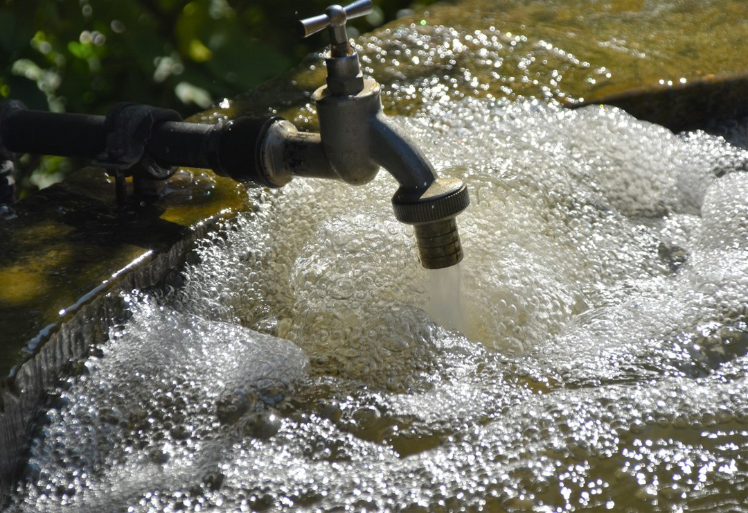 Waterontharder en toch nog kalk: dit zijn de oorzaken